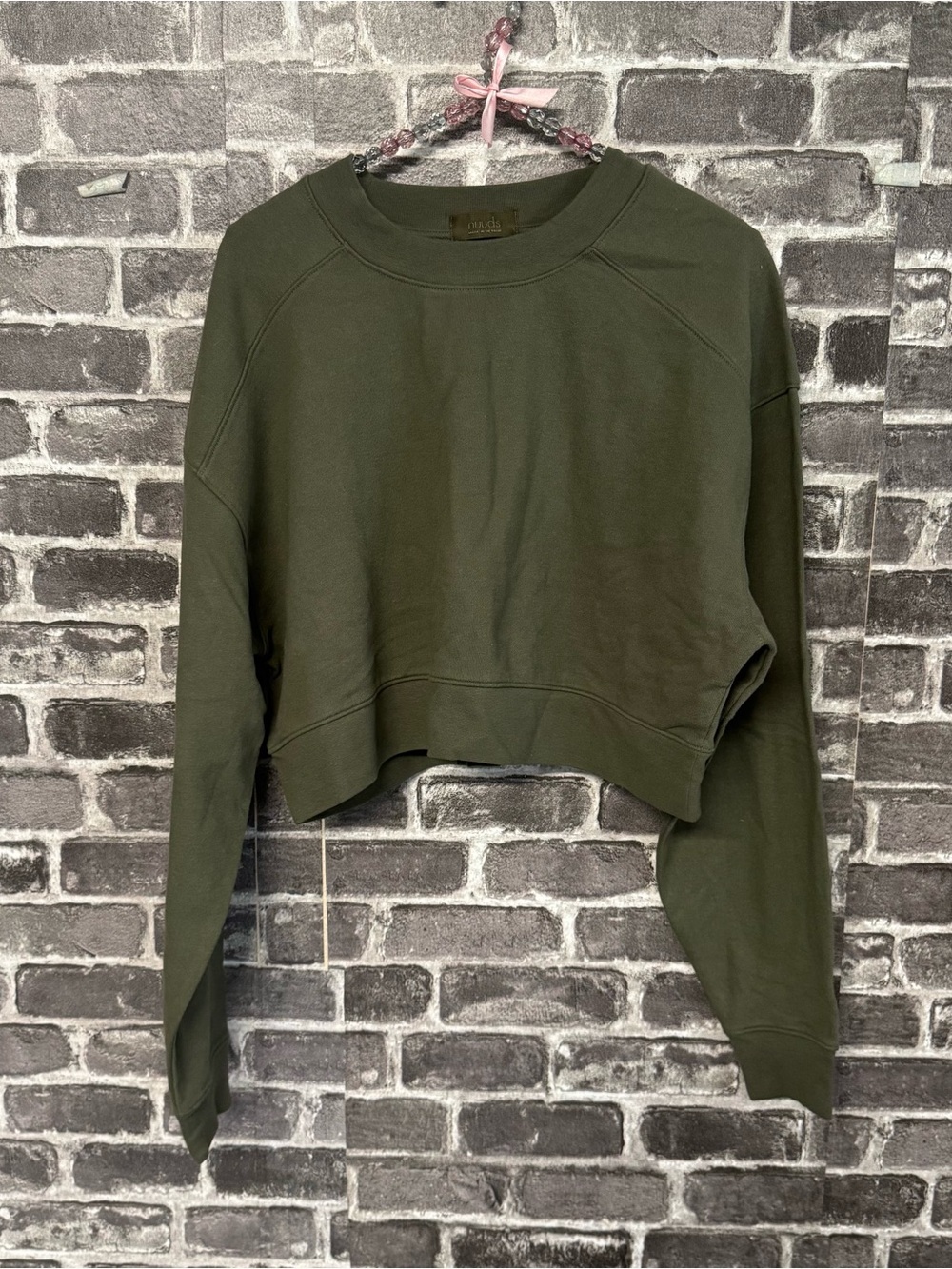 Nuuds cropped pullover sweatshirt Olive green sweater
